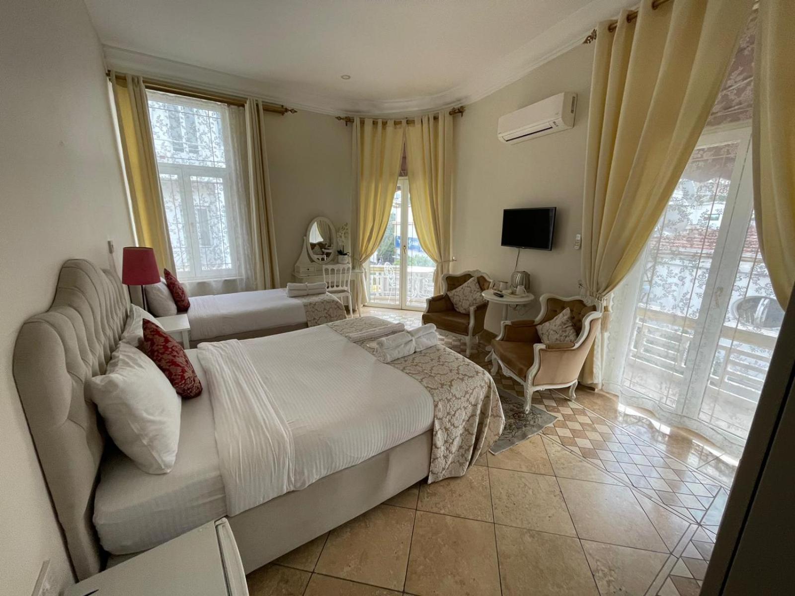 Lord'S Residence Boutique Hotel Kerínia Kültér fotó