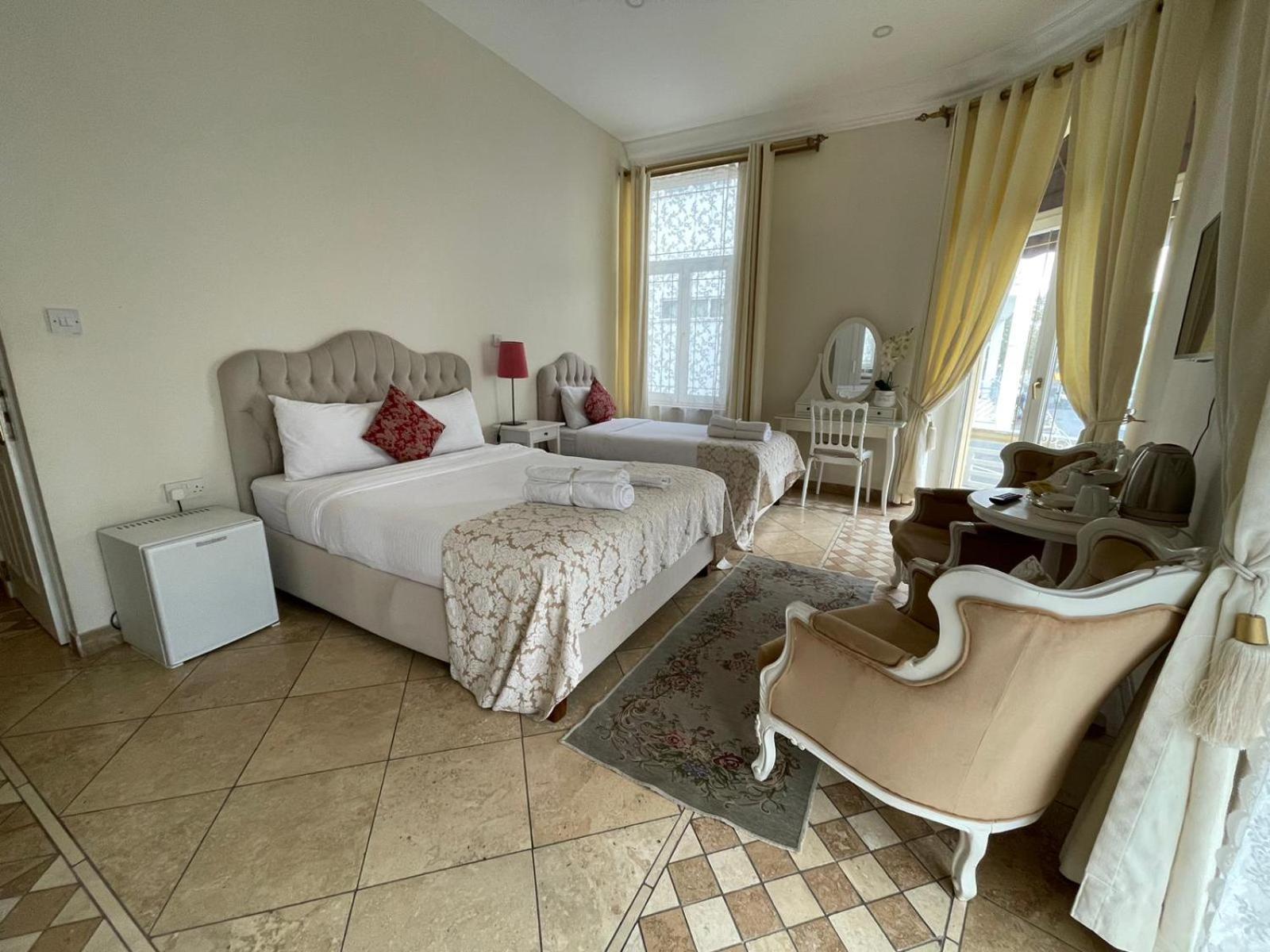 Lord'S Residence Boutique Hotel Kerínia Kültér fotó